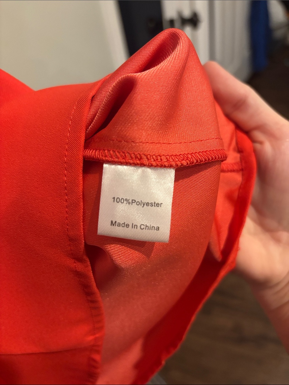 Tuckernuck Red V-Neck Flowy Blouse - Picture 4 of 4